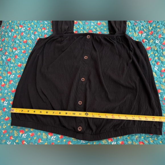 Lane Bryant Black Sleeveless Tank Top 18/20 Decorative Buttons - Picture 8 of 10